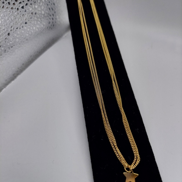 Vintage Maison Scotch Beautiful Goldtone 3 Strand Necklace. - Picture 11 of 11